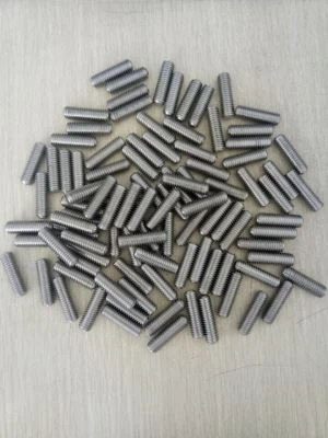 Hastealloy B3 Stud Varžtas