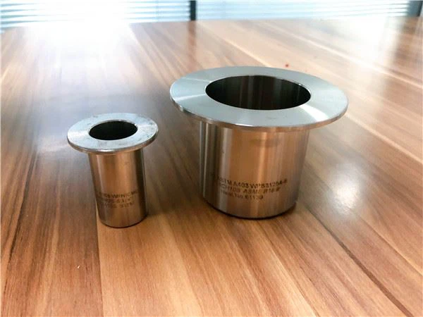 SS 304  strypas užbaigia ilgą apykaklę